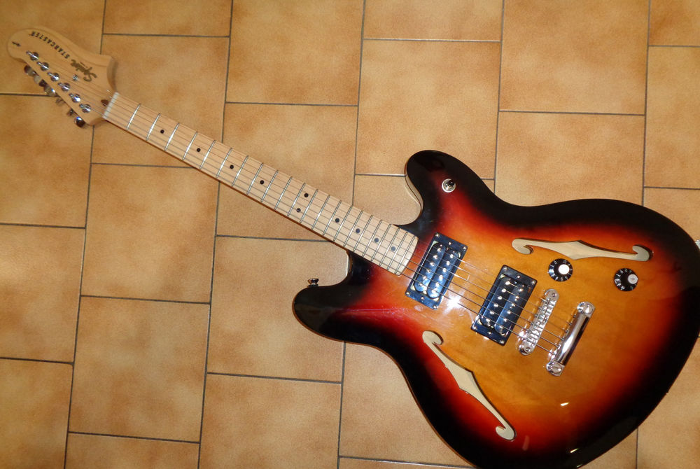 SQUIER by FENDER Starcaster 195 Solli�s-Pont (83)