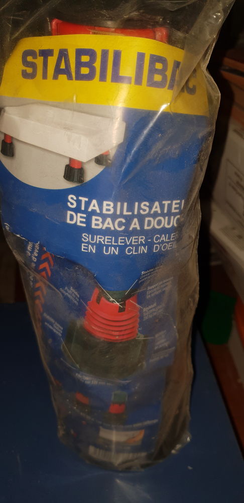Stabilisateur bac douche 12 Saint-Michel-Chef-Chef (44)
