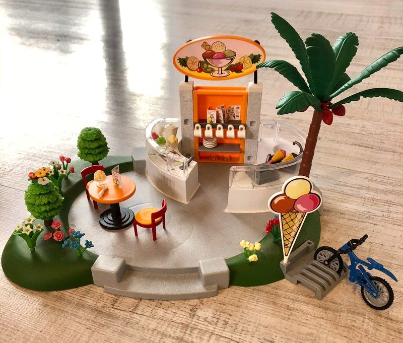 Stand de glace Playmobil en tr�s bon �tat 10 Ann�ullin (59)
