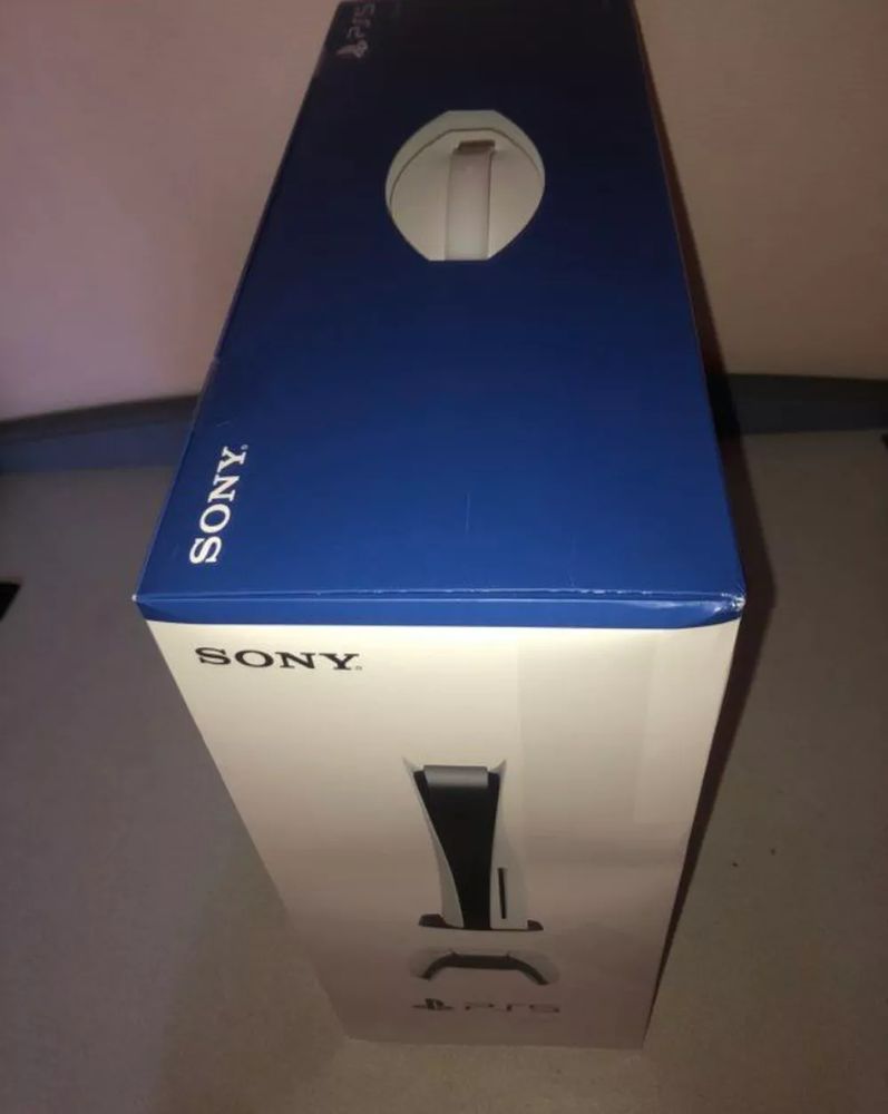 PS5 Standard �dition 320 Marigny-Brizay (86)