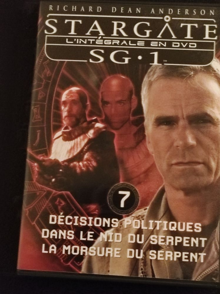 DVD Stargate SG.1  Saison 1 Episodes 21 22 Saison 2 Episode 2 Flavigny-sur-Moselle (54)