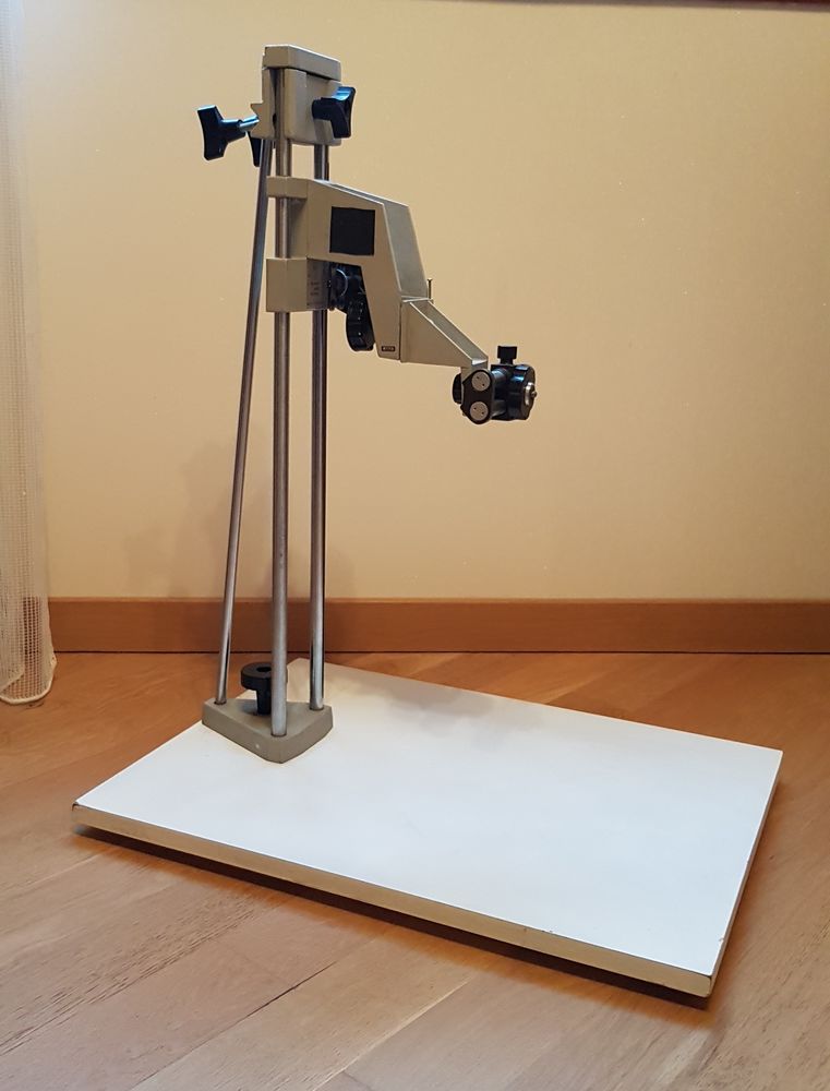 Statif de reproduction pour prise de vues. 85 Fouesnant (29)