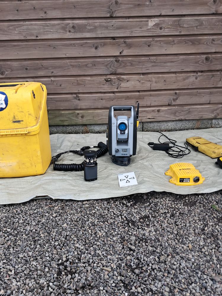 Station robotis� sps730 3 /2  DR plus
2000 Giel-Courteilles (61)