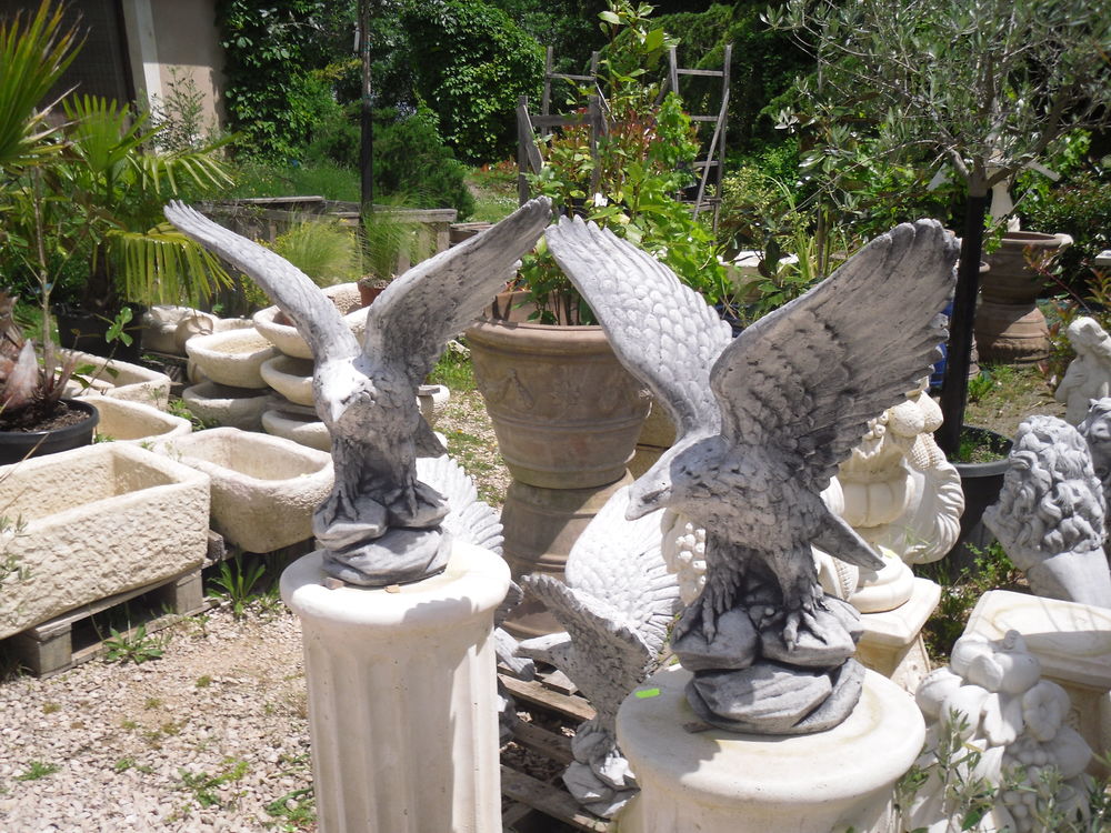 STATUE  2 AIGLES   GEANT en pierre reconstitu�e 250 Boucagn�res (32)