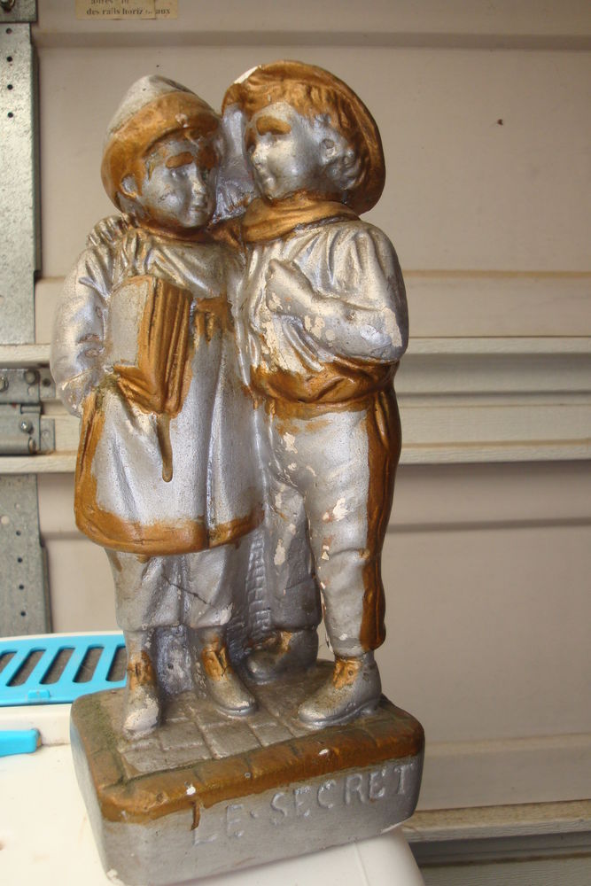 statue ancienne 15 Quesnoy-sur-De�le (59)