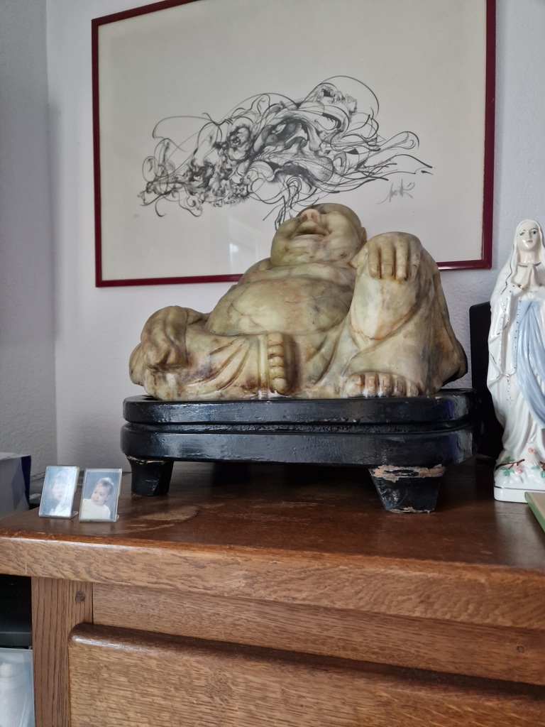 Statue Bouddha marbr�e jade sur socle 3000 Vescovato (20)