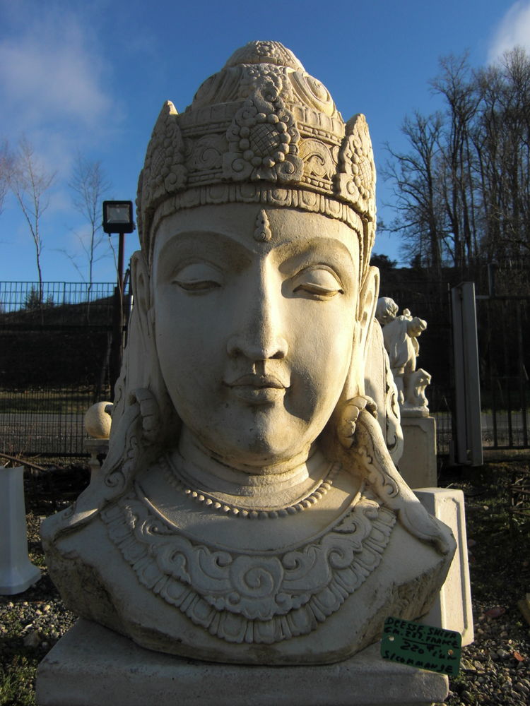 Statue, Buste en pierre 220 Ch�teau-l'�v�que (24)