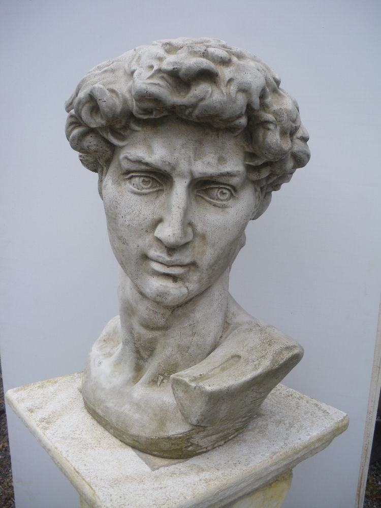 Statue Buste en pierre, David 199 Ch�teau-l'�v�que (24)