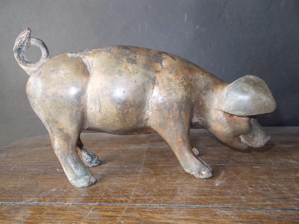 Statue cochon bronze 120 Drancy (93)