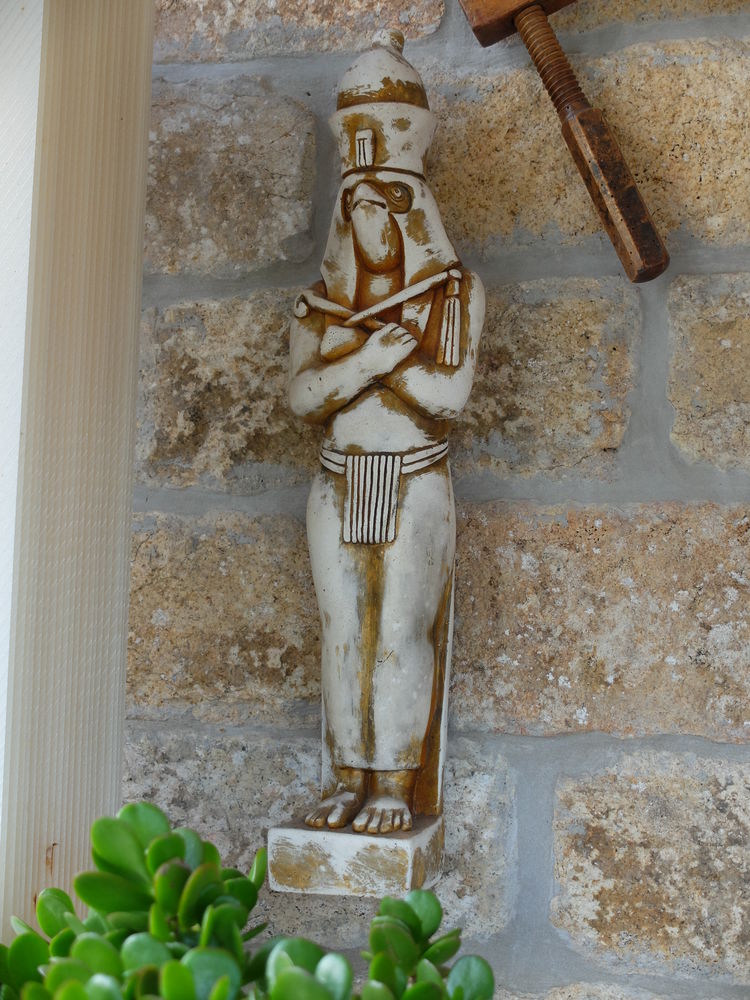 statue egyptienne 40 Pédernec (22)
