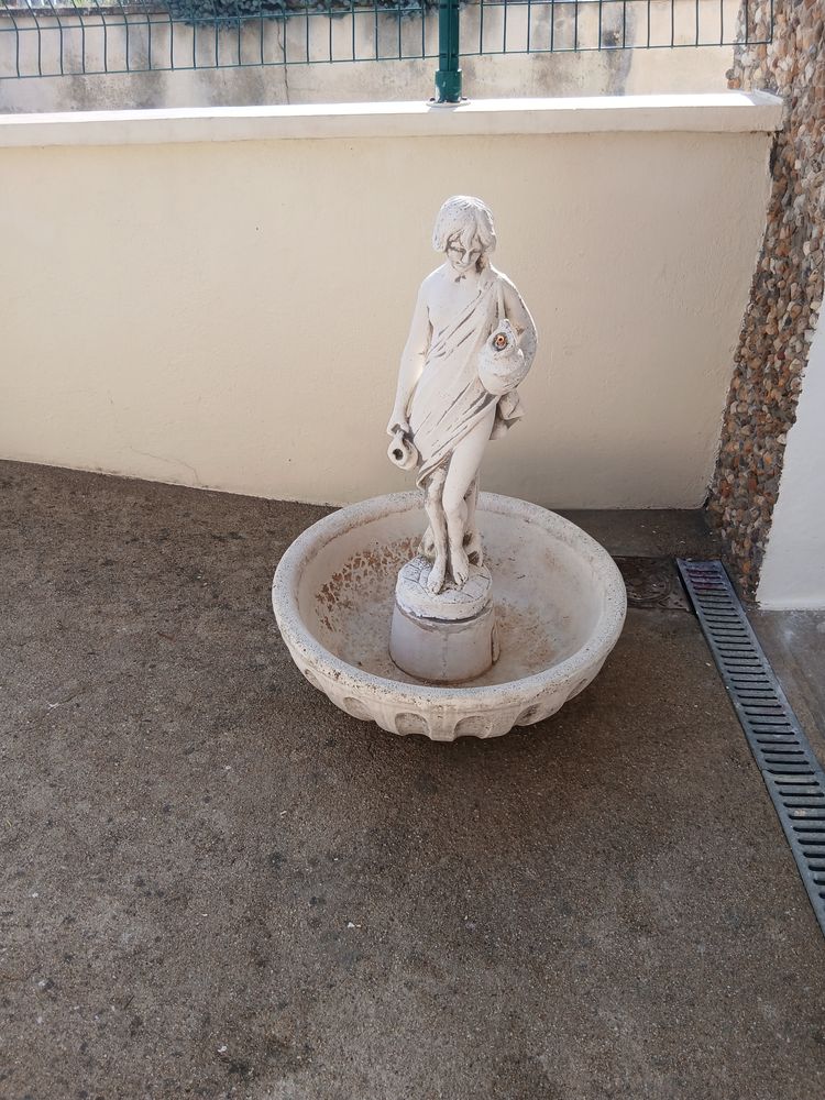 Statue jardin 90 Ch�teauroux (36)
