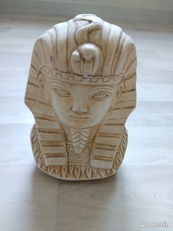 Statue pharaon �gyptienne 5 La Rochelle (17)