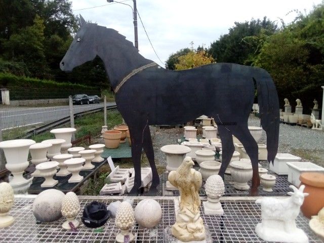 Statue Sculpture cheval 399 Ch�teau-l'�v�que (24)