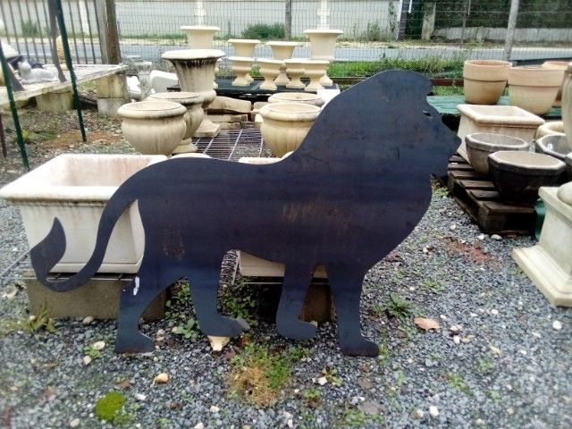 Statue, Sculpture lion 110 Ch�teau-l'�v�que (24)