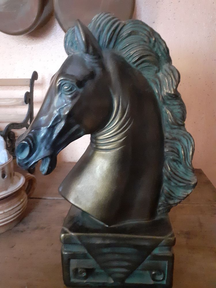 Statue t�te de cheval 50 Achery (02)
