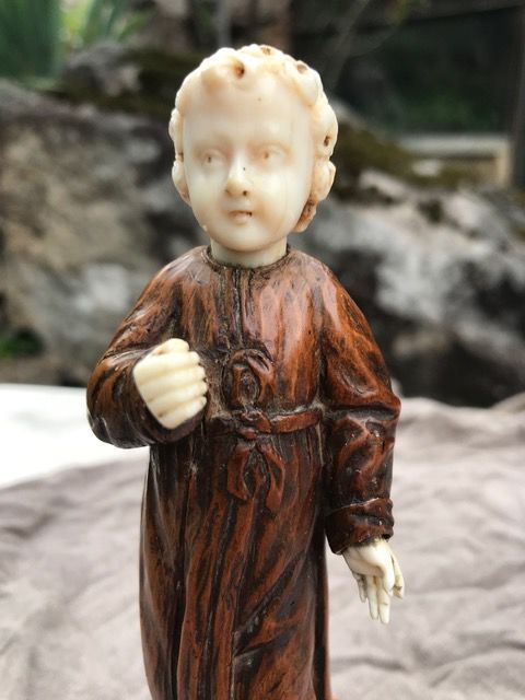 statuette ancienne 238 Saint-F�lix-de-Palli�res (30)