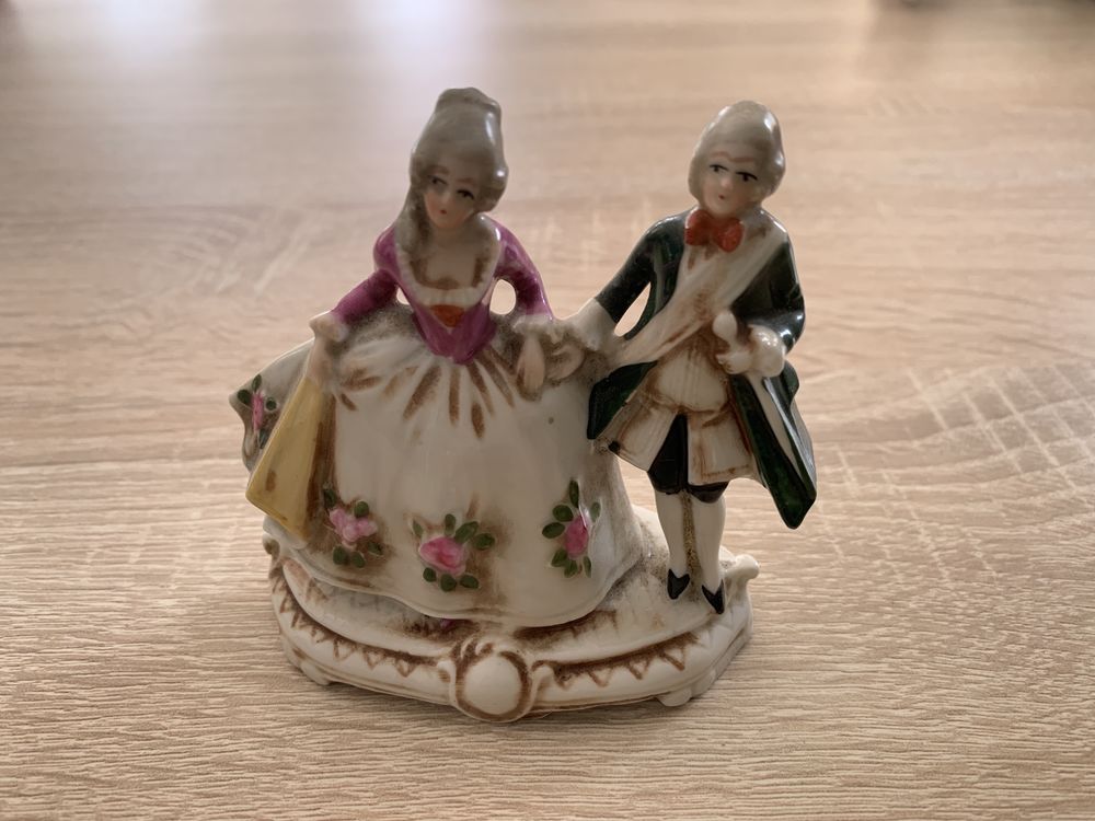 Statuette couples porcelaine 40 Vallauris (06)