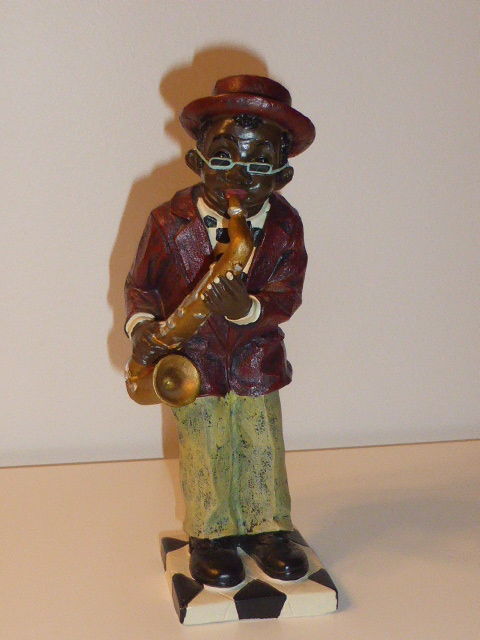 Statuette en r�sine joueur de jazz saxophone 7 Rueil-Malmaison (92)