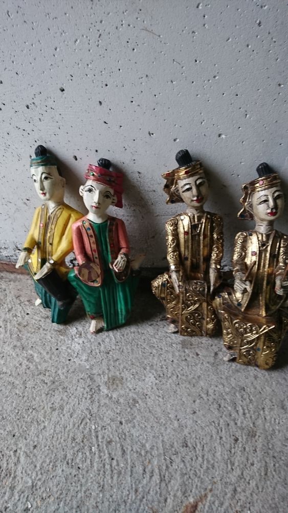 lot de 4 statuettes indon�sienne en bois peint 15 Agon-Coutainville (50)