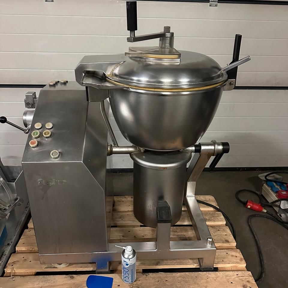 Stephan UM44 machine universelle coupe l�gumes p�trin 2500 Saujon (17)