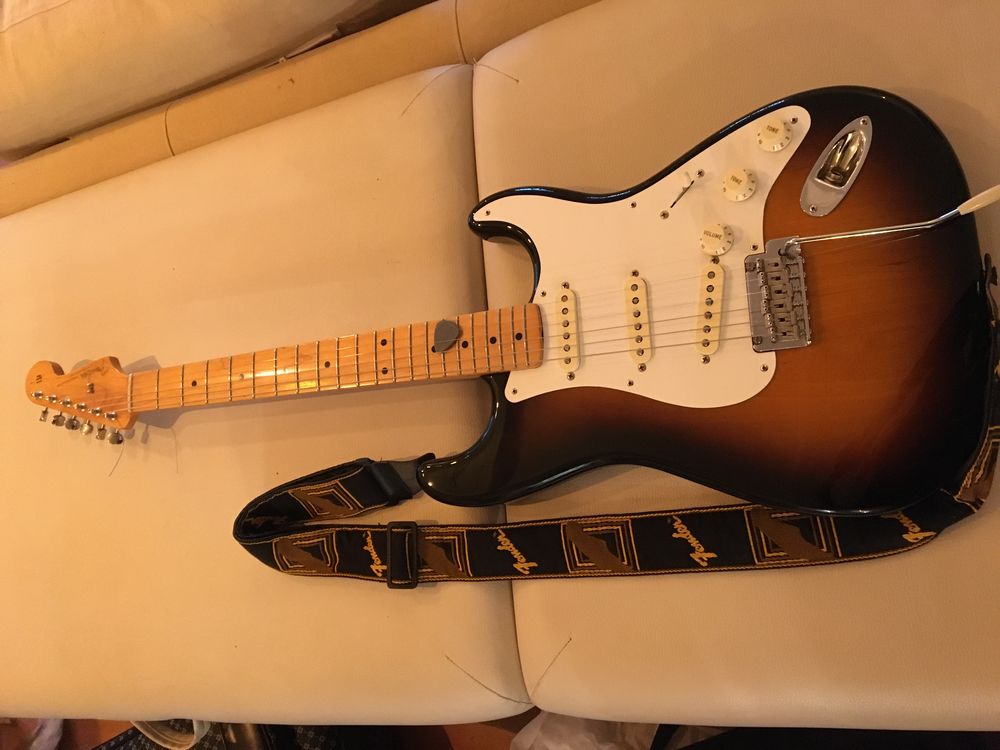 Strato caster 50?s �tat neuf tr�s peu servie 500 Peypin (13)