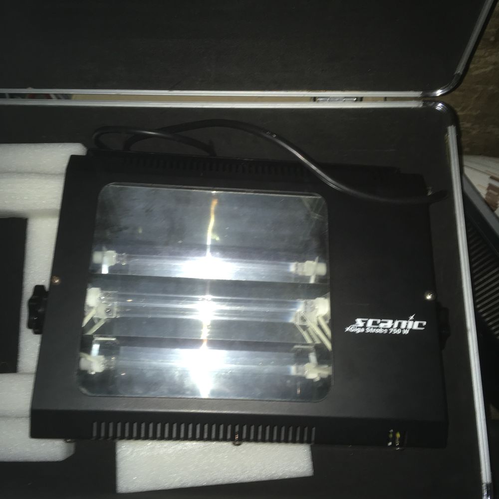 stroboscope 700 watts 70 Saint-Jean-de-Braye (45)