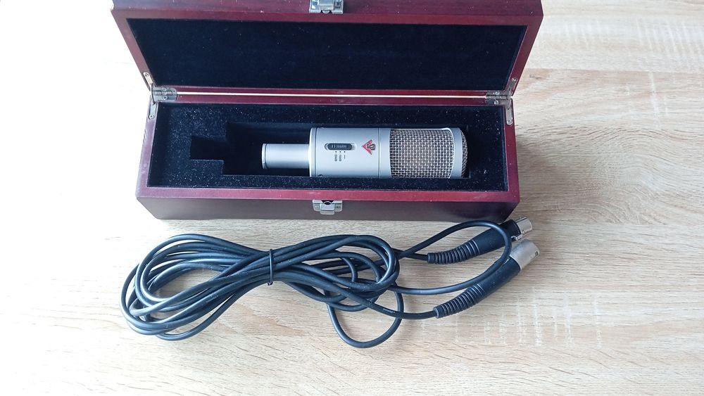 Studio Project B1 100 Villejuif (94)