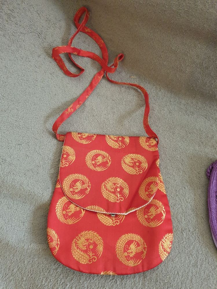  Sac style asiatique pour c�r�monies, soir�es ou d�contract� 8 Mouxy (73)