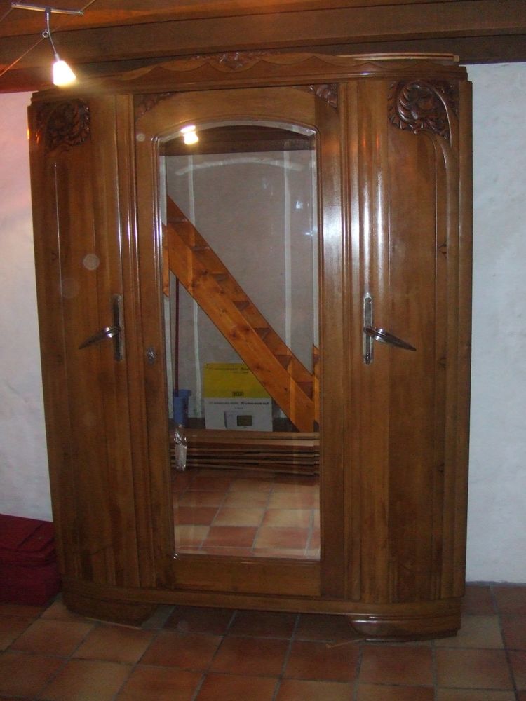 Style art d�co - Armoire en bon �tat
80 Blanquefort (33)