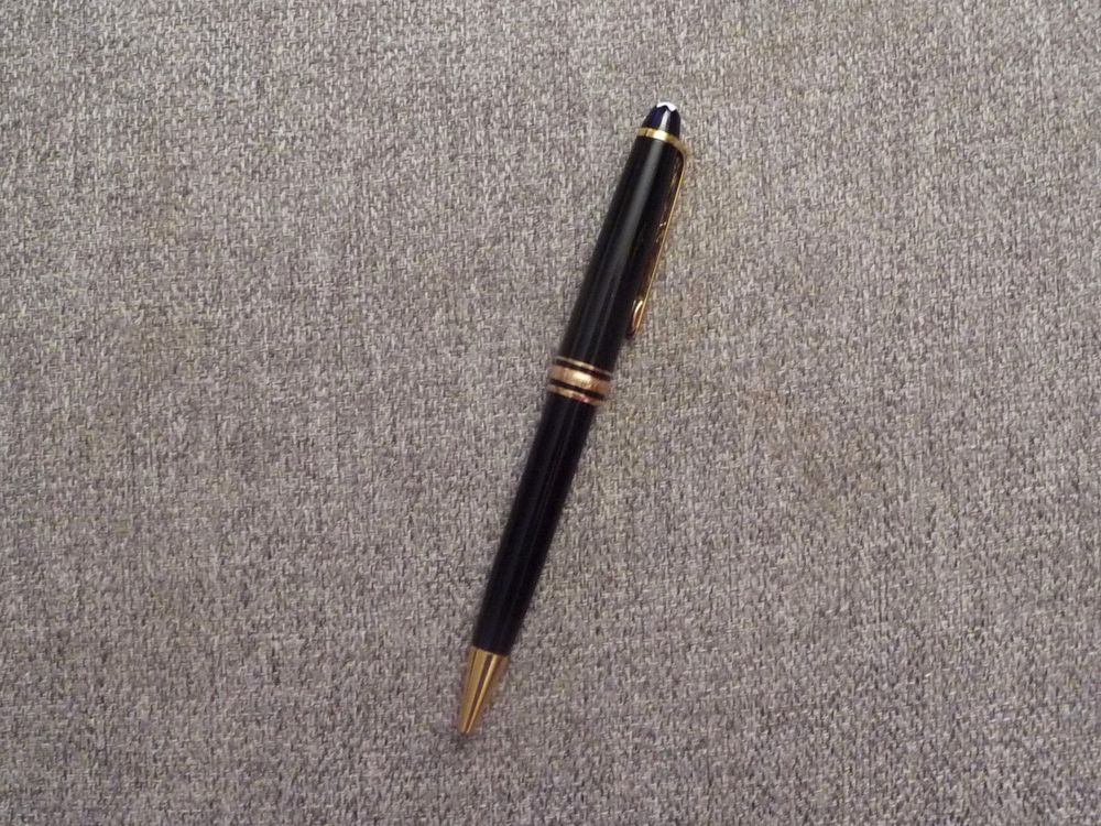 Stylo Bille Montblanc Meisterstuck en R�sine Noir et Dor� 190 Paris 15 (75)