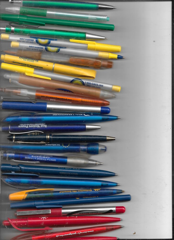LOT DE 60 STYLOS/CRAYONS PUBLICITAIRE 15 Saint-Denis-en-Val (45)