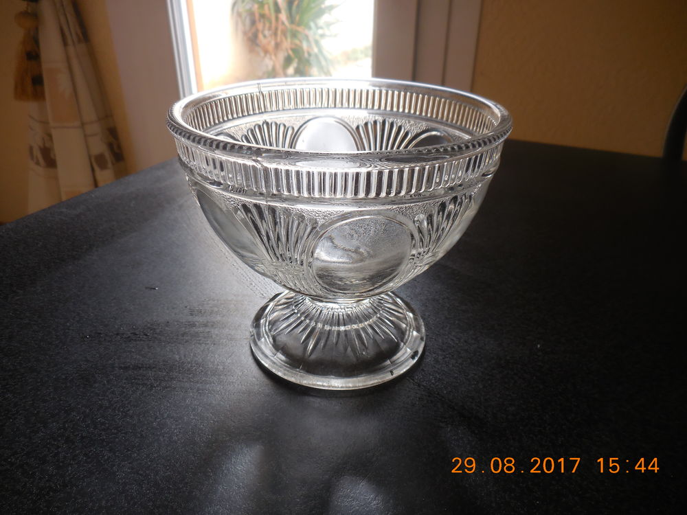 sucrier ancien en verre
4 S�te (34)