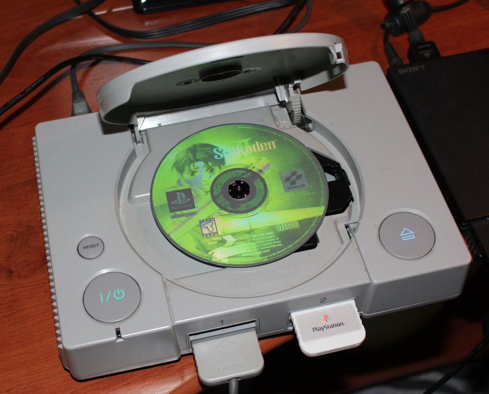 Suikoden II PS1 playstation 1 49 Bourbon-Lancy (71)