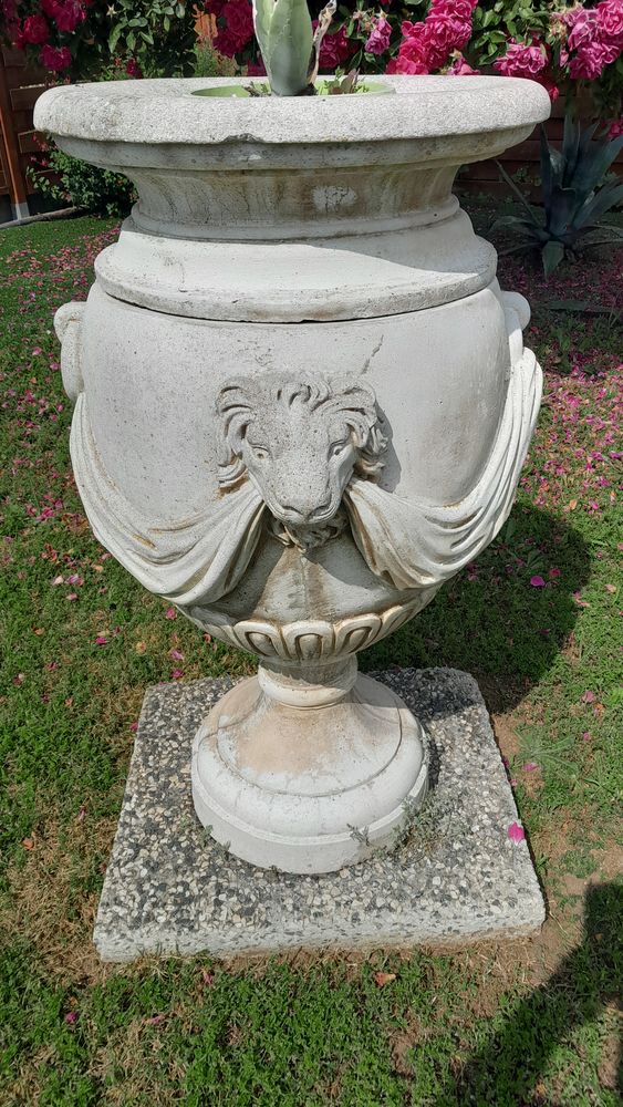 Sujet  en pierre 90 P�rigny (17)