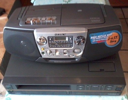 SUPER LOT HIFI VIDEO DIVERS..... 0 Bou� (02)