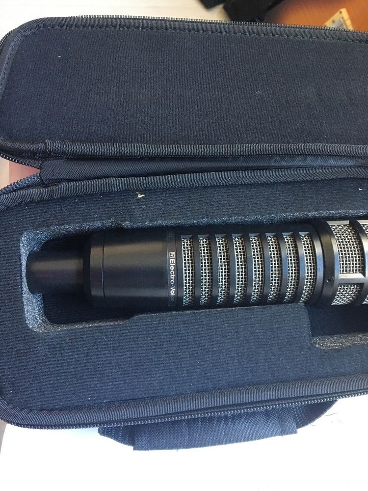 Super Micro Electro Voice RE 32. 270 Reims (51)