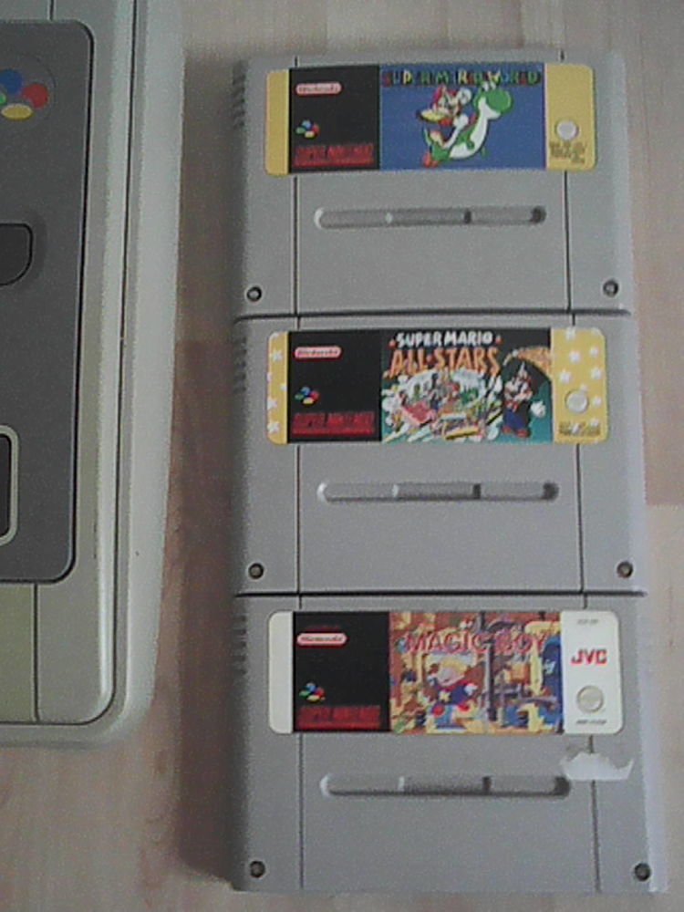 super Nintendo+ 3 jeux 119 Besan�on (25)