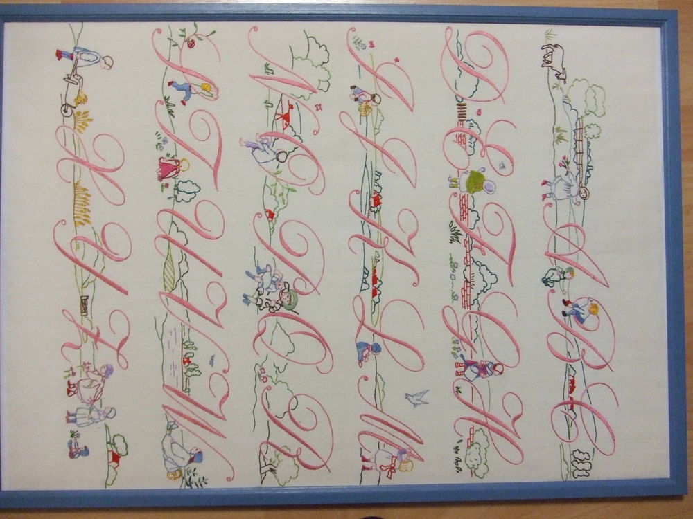 Superbe Ab�c�daire brod� �  la main et encadr� 60 Strasbourg (67)