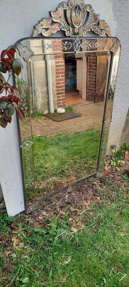 Superbe Ancien miroir V�nitien 1900 dim 157cm x 90cm 1500 Paris (75)