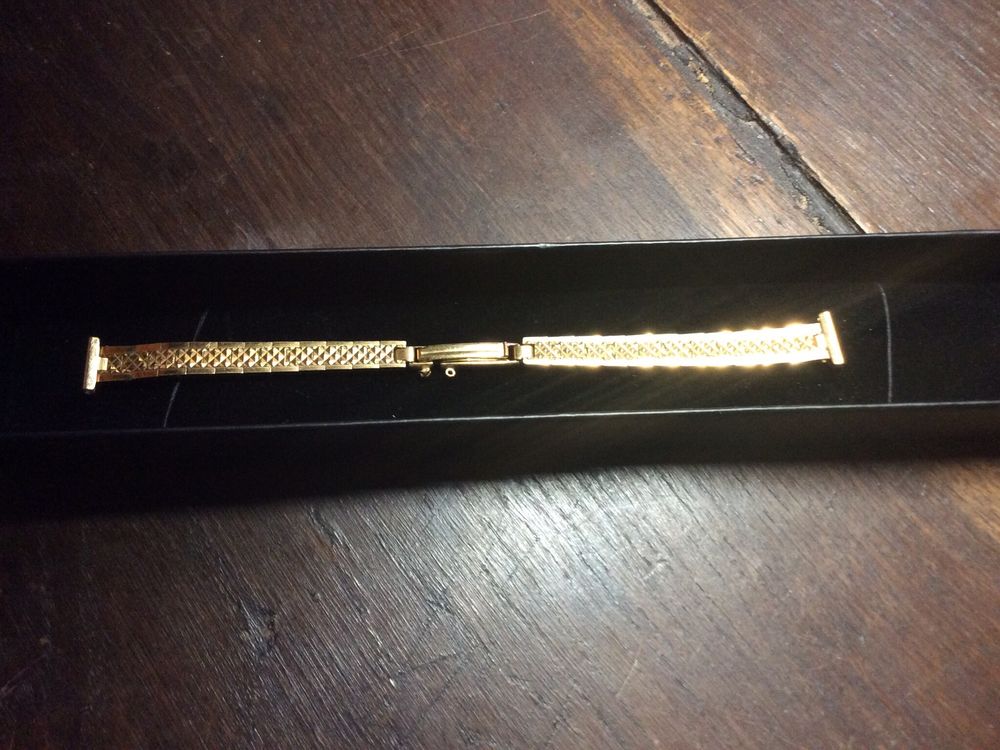 superbe bracelet montre des années 70 plaqué or poinçonné voir 3 eme photo 15 Nivelle (59)