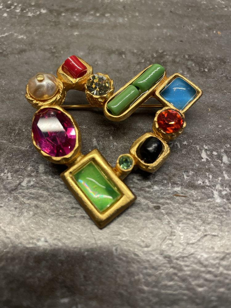 Superbe Broche c?ur dor� multicolore Christian LACROIX 265 Vigneux-sur-Seine (91)