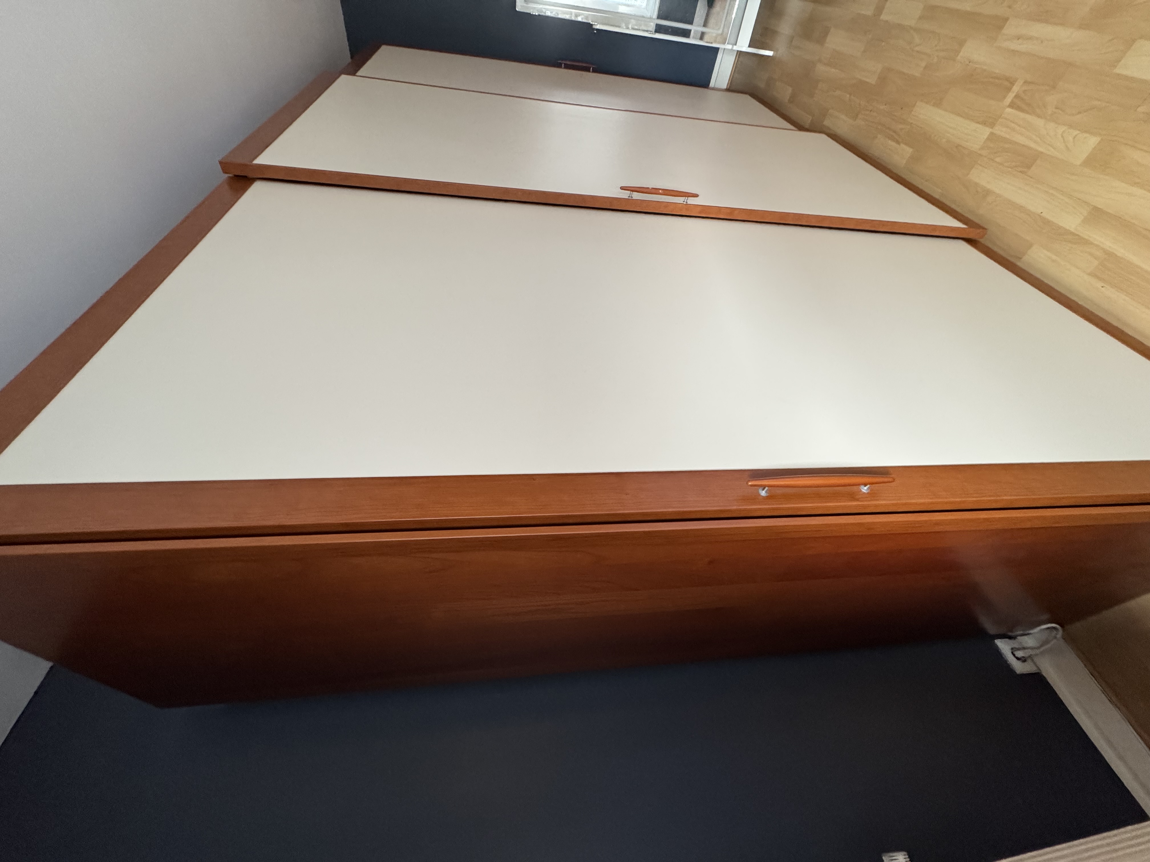 Superbe dressing bois 800 Aniche (59)