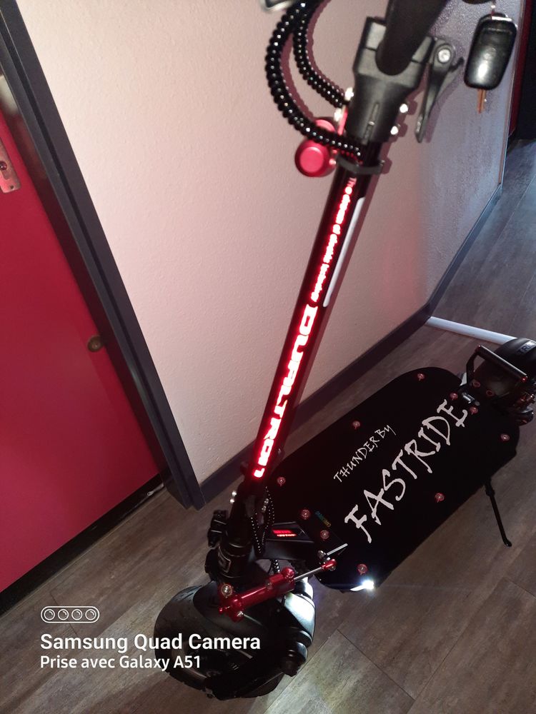 superbe Dualtron Thunder 2500 La Grande-Motte (34)