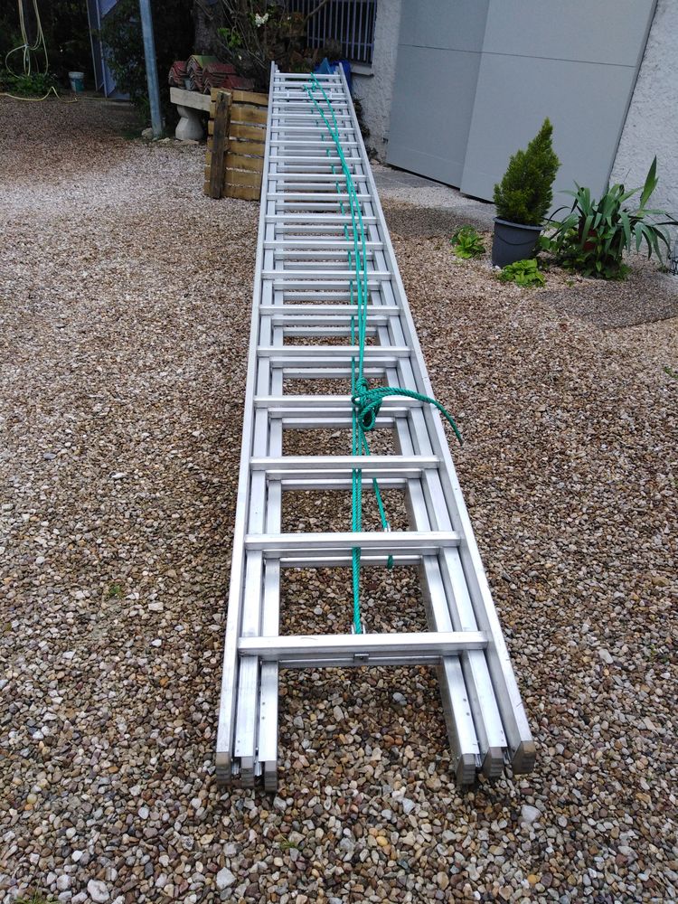 superbe �chelle triple 14,50 ml 1000 Genlis (21)