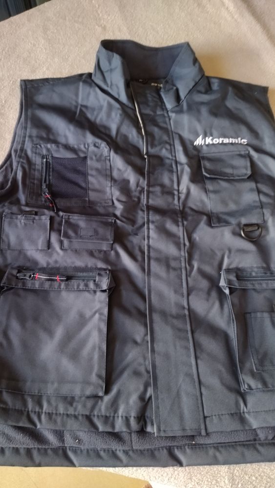 , superbe gilet de travail . 40 Le Meux (60)