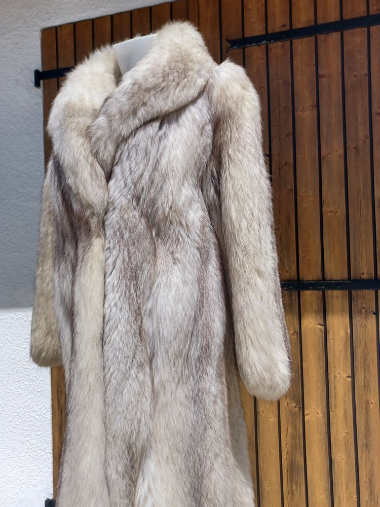 Superbe Manteau De Fourrure Renard Bleu Long Ancien 800 Pessac (33)