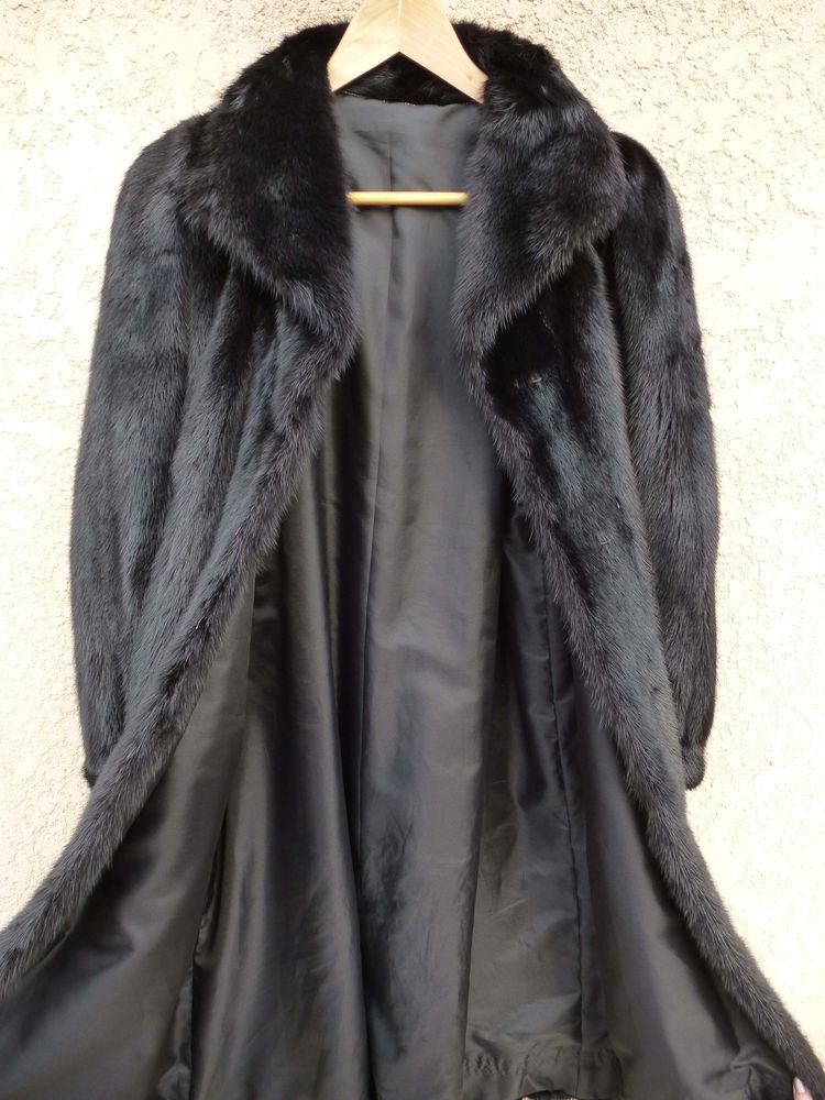 Superbe manteau de vison noir jamais port� 800 P�rols (34)