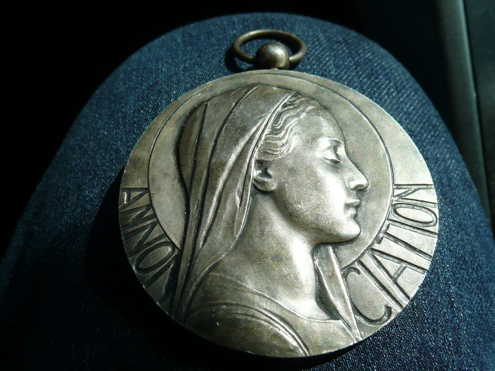Superbe m�daille Annonciation Avemaria 36 Bordeaux (33)