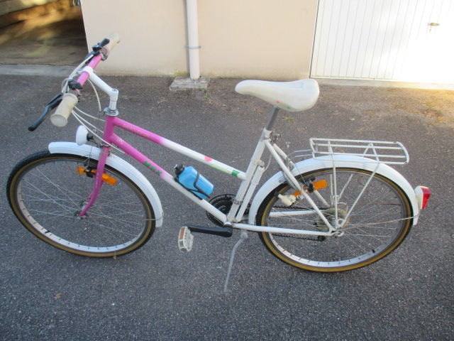 SUPERBE VELO DE MARQUE MBK  MODELE   BAROUDEUR   60 Uckange (57)