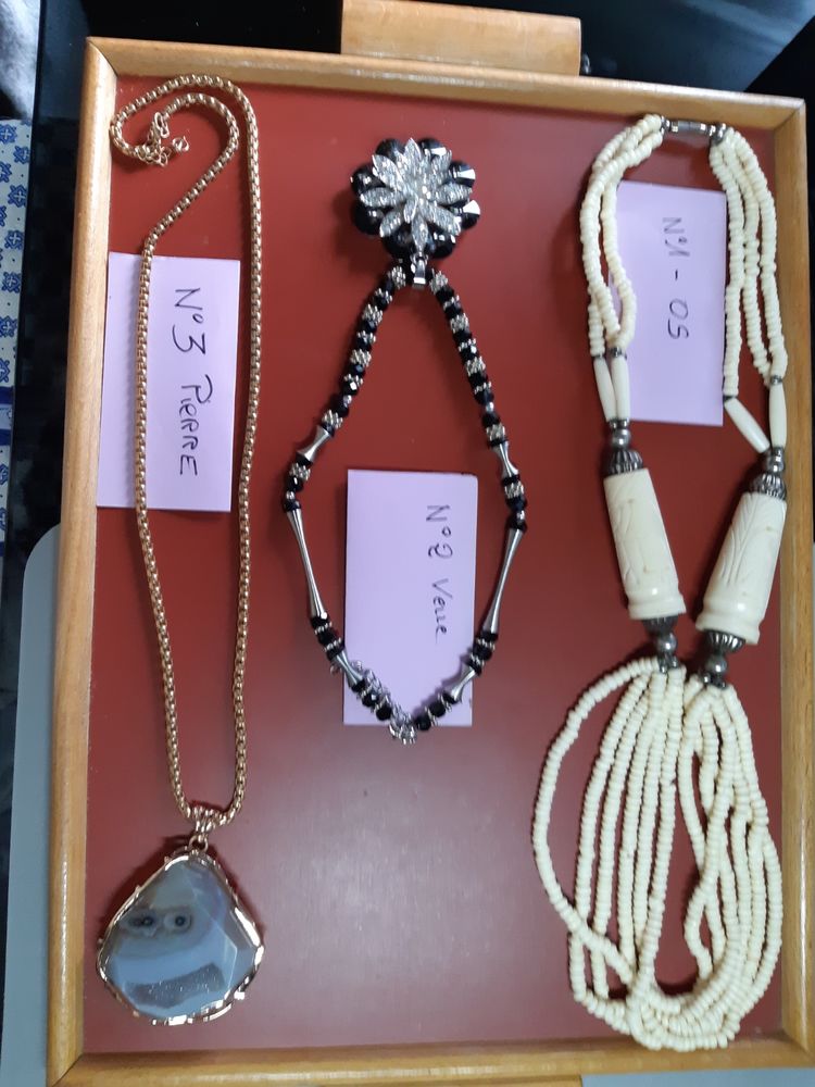 Superbes Colliers 15 Strasbourg (67)